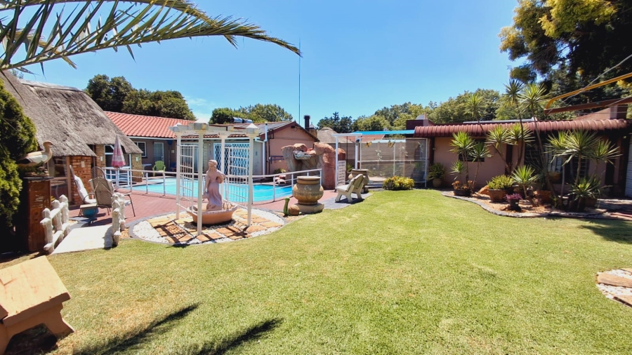 4 Bedroom Property for Sale in Vaalpark Free State